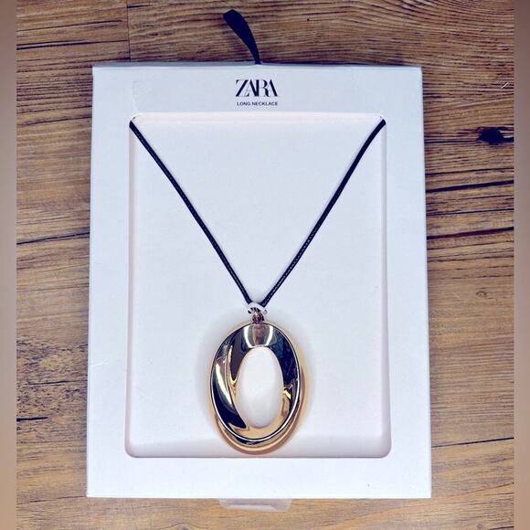 Nwt-Zara Long Gold Pendant Necklace - Picture 1 of 1